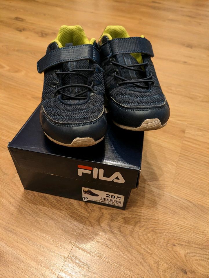 Fila Sneaker Turnschuhe blau Größe 30 wie neu in Bad Kötzting