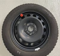 4 Winterreifen 205/55R16 mit Stahlfelgen Berlin - Treptow Vorschau