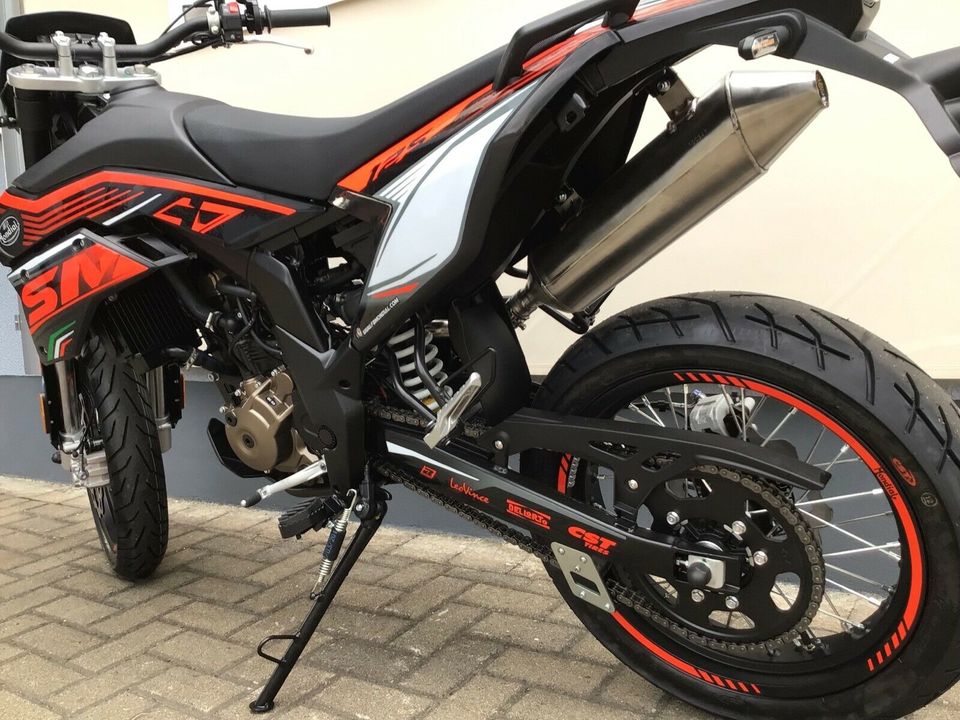 Mondial SMX 125i ABS Supermoto in Eisleben