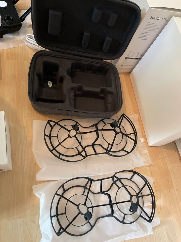 Fly More Combo Paket für DJI Mavic Mini, bis auf Drohne in Stuttgart