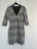 Kleid schwarz weiß gemustert Nordrhein-Westfalen - Hiddenhausen Vorschau