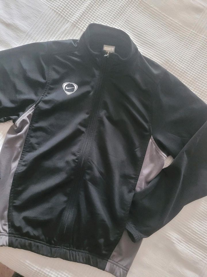 Sport Sweatjacke gr.158 in Neuruppin