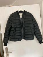 schwarze Jacke Niedersachsen - Berge Vorschau