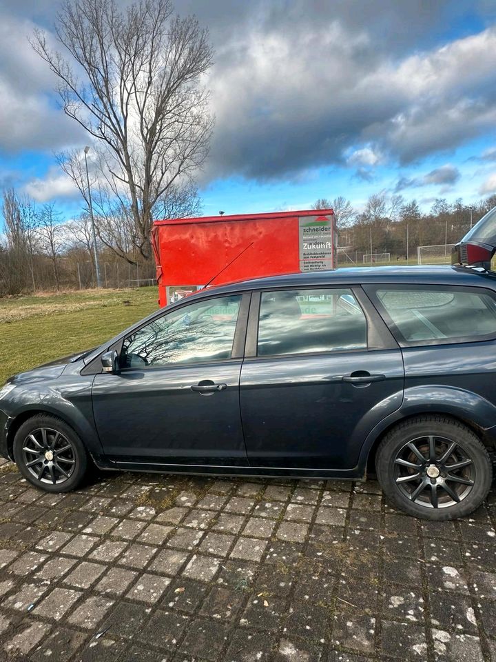 Ford Focus 1,6 2008 tüv bis 10/2025 in Rottweil