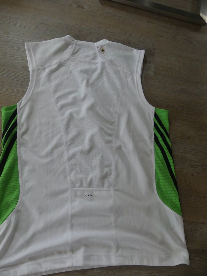 Achselshirt Top Sportshirt adidas in Gr. S  Herren in Pfaffenhofen a.d. Ilm