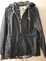 Damen Jacke mit Kapuze von ragwear Größe L Hessen - Liederbach Vorschau