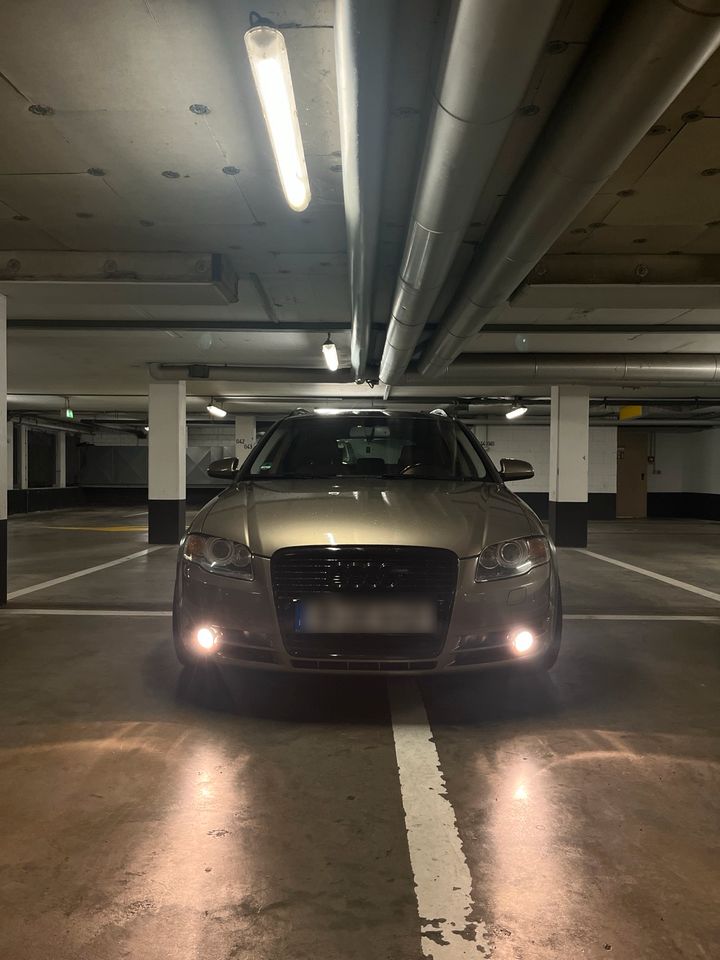 Audi A4 Avant ohne Tüv! in Berlin