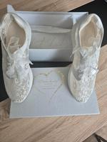 Braut Schuhe  ivory Spitze Größe 40 Niedersachsen - Apen Vorschau