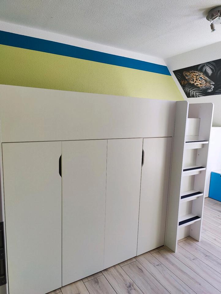 Hochbett 160cm mit Schreibtisch, Schrank, Höhle "Taleah" von roba in Ahrensfelde