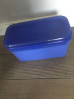 Tupperbox blau 2,6 L Niedersachsen - Harsefeld Vorschau
