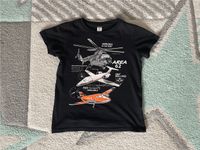 T-Shirt schwarz 122 Junge Helikopter Oberteil Nordrhein-Westfalen - Niederkassel Vorschau