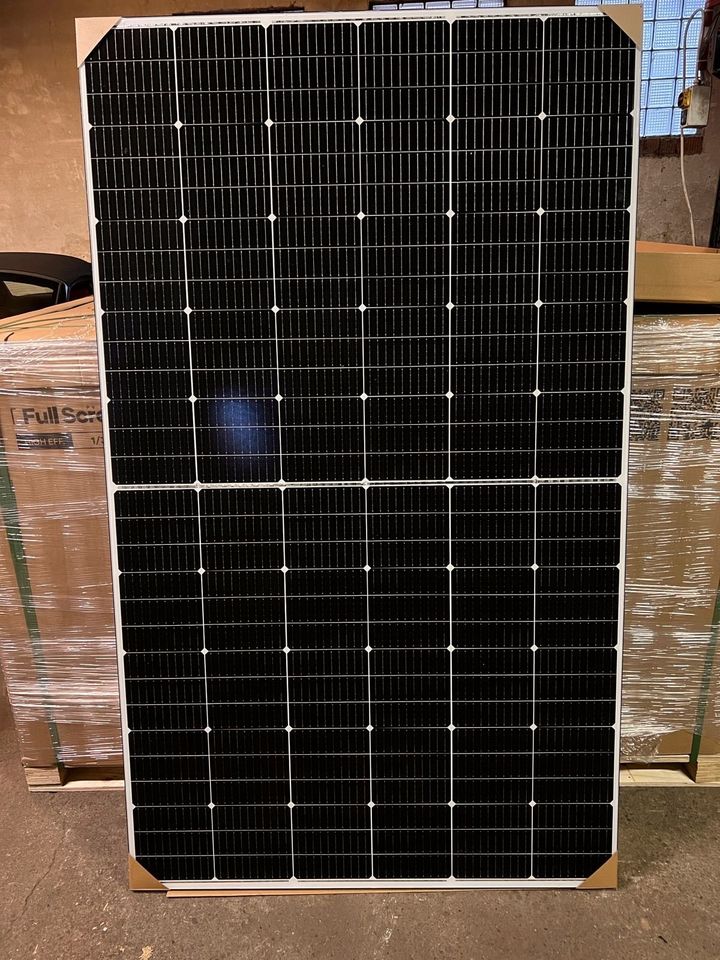 Photovoltaik Solar Module BKW Trina Vertex S+ TSM-450 NEG9R.28 in Nürnberg (Mittelfr)