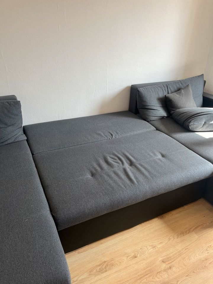 Sofa mit Schlaffunktion & Bettkasten in Kiel
