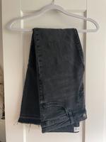 Skinny Jeans Röhrenjeans Schwarz Grau von Mango Baden-Württemberg - Weinstadt Vorschau