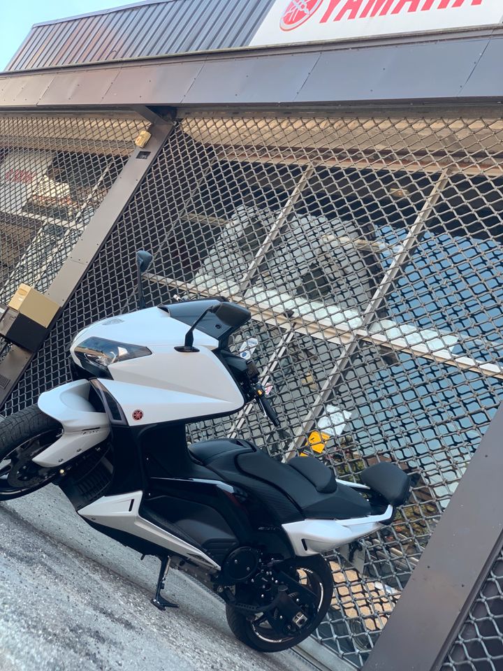 Yamaha Tmax 530 Abs viele Extras in Saarbrücken