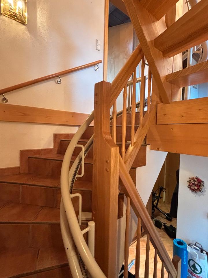 Treppenlift Lifta Avantgarde 6100 fast neu 3 Ebenen NP 16.000.- in Ingolstadt
