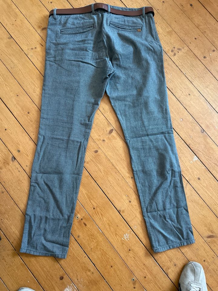 Tom Tailor Chino Basic 34/34 grau neuwertig, siehe Fotos in Bremen