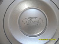 Vier original Ford Radkappen 15" Sachsen-Anhalt - Tanne Vorschau