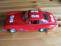 Modell Burago Mercedes Benz 300 SL Mille Miglia 1954 - Red Niedersachsen - Esens Vorschau