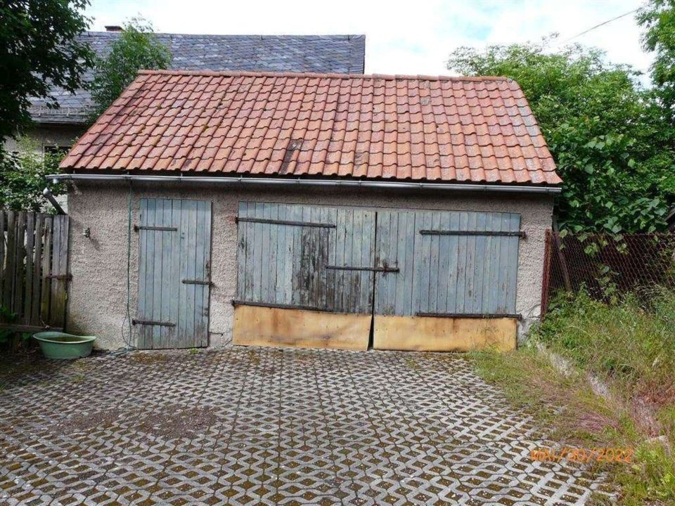 großes Ein- Zweifamilienhaus mit viel Nebengelaß und großem Grundstück in Drognitz