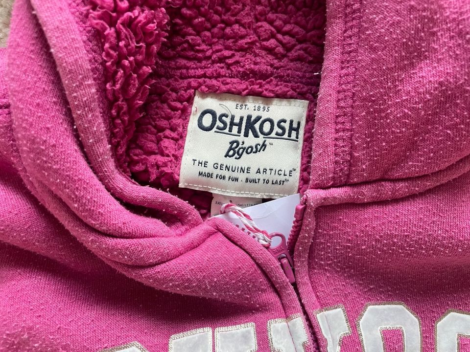 Oshkosh Hausanzug Kapuzenjacke Teddyfutter Jogginghose 122/128 in Lüder