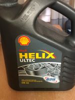 Shell Helix Motoren Öl 0W-40 Mehr 1L Nur Abholung Nordrhein-Westfalen - Mülheim (Ruhr) Vorschau