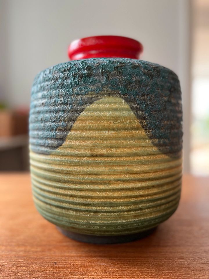 Höhr Keramik Vase, fat lava, 60/70er, midcentury in Flensburg