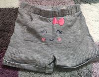 Kurze Shorts mit Gesicht Gr. 92 neu Thüringen - Starkenberg Vorschau