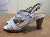 Caprice Pumps Brautschuhe weiß Gr. 40 Leipzig - Probstheida Vorschau