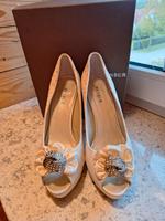 Brautschuhe Pumps Hochzeitschuh menbur 39 Niedersachsen - Hameln Vorschau