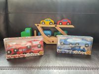 Spielzeugpaket Holzautos Autotransporter Polizei Feuerwehr Sachsen-Anhalt - Ballenstedt Vorschau