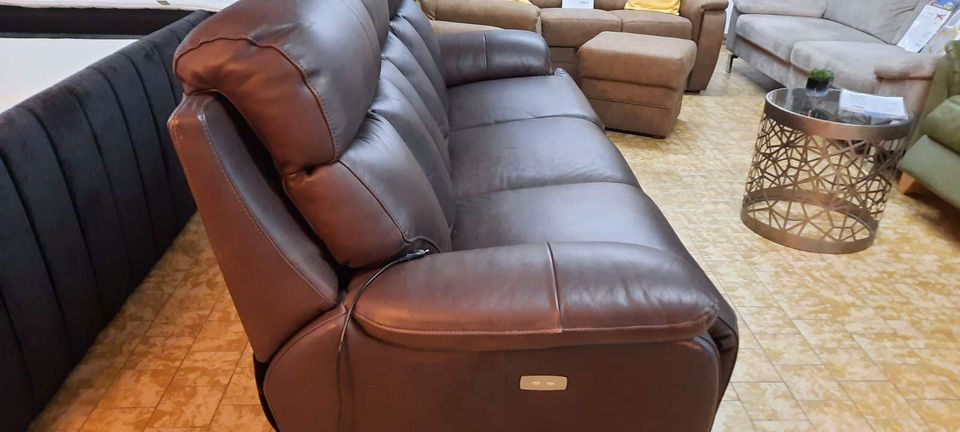 Couch, Sofa 3-sitzig von ,,WOHNWERT,,statt 2299€ in Merseburg