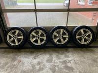 4x DEZENT/Audi Felgen 17 Zoll mit Winterreifen NOKIAN 225/55 R17 Niedersachsen - Bersenbrück Vorschau