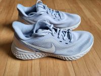 Nike Women Run Sneaker Turnschuhe Gr. 40 lila Düsseldorf - Pempelfort Vorschau