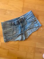 Jeansshorts Hotpants Kurze Hose Shorts in 38 von H&M Baden-Württemberg - Bruchsal Vorschau