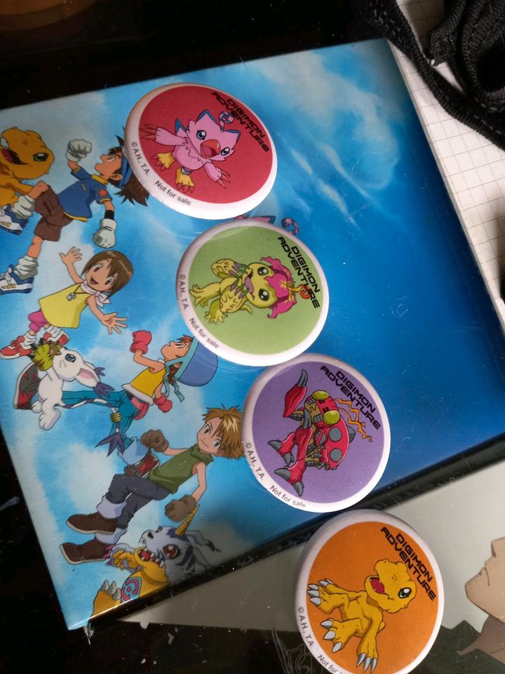 digimon buttons je 5euro in Duisburg