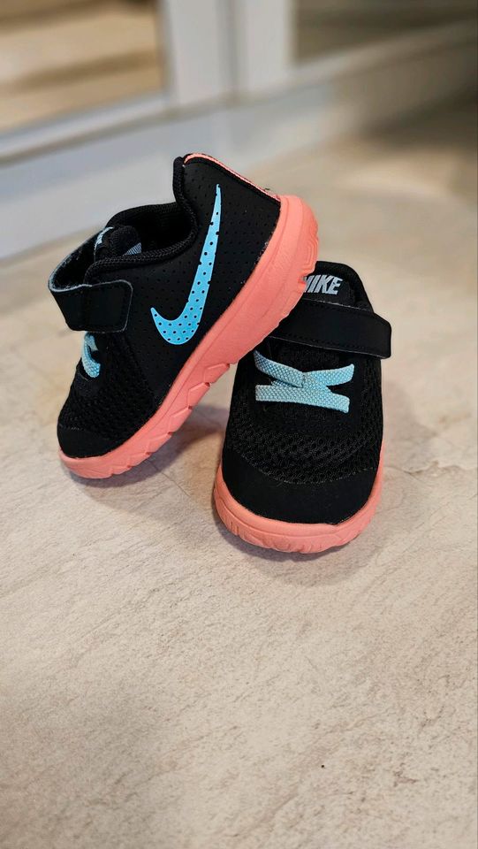 Nike Babyschuhe Größe 21 in Berlin - Reinickendorf | Gebrauchte  Kinderschuhe Größe 21 kaufen | eBay Kleinanzeigen ist jetzt Kleinanzeigen