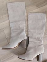 HM Veloursleder Stiefel mit Blockabsatz, creme/beige Berlin - Wilmersdorf Vorschau