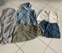 Kleiderpaket 5-teilig Größe xs Levi’s Bench usw Hessen - Wiesbaden Vorschau