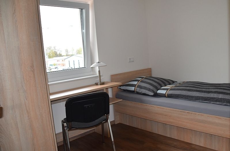 3 Pers. Einzelschlafzimmer Ferienwohnung Monteure Tel.01749946567 in Oldenburg