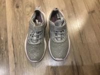 Sneaker Skechers grau mit Steinen Größe 31 Bayern - Wilhelmsthal Vorschau