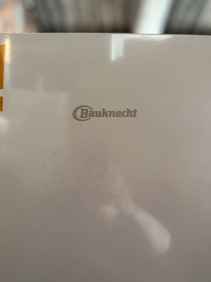 Bauknecht Gefrierschrank CV291W Model: GKN 19G3 A2+ in Frankfurt am Main