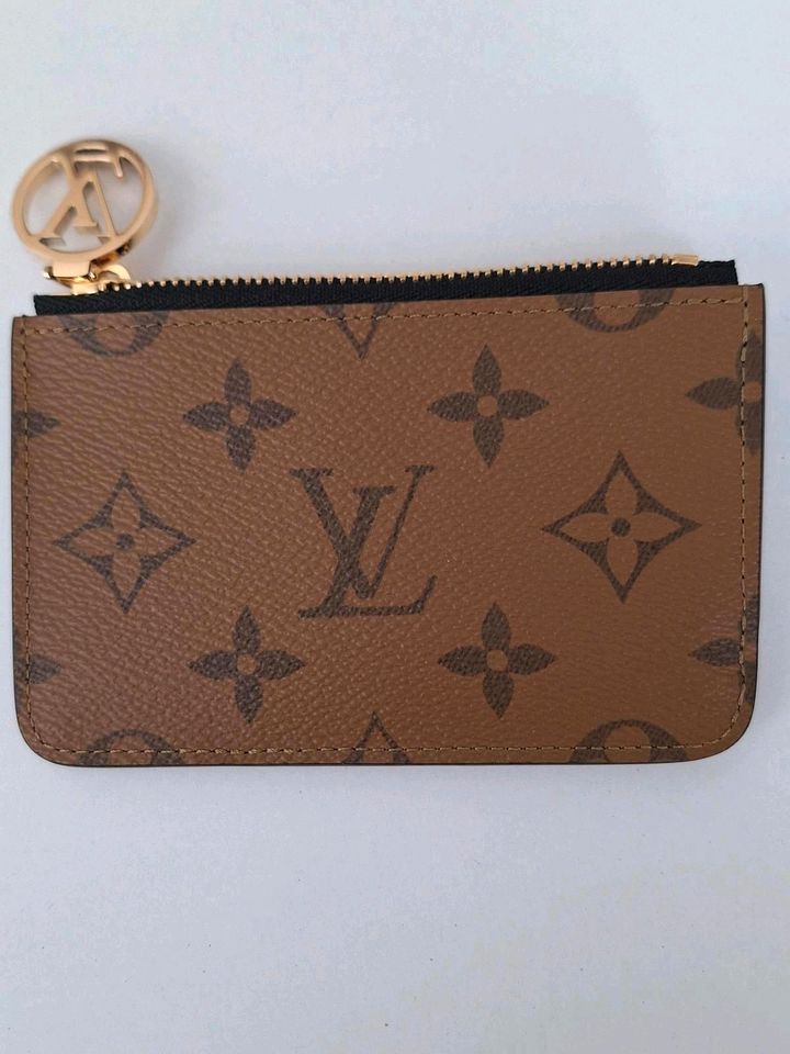 Louis Vuitton Kartenetui & MCM Tasche in Detmold