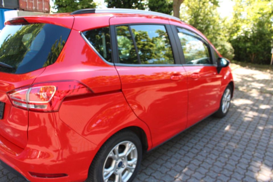 Ford B-Max B-MAX Sync Edition ~ AUTOMATIK in Rüsselsheim