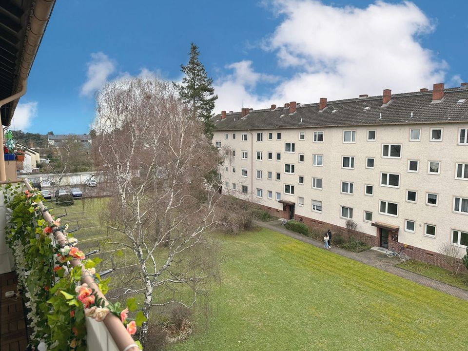 Renovierte Wohnung mit Sonnenbalkon | 4-Zimmer in Mainz-Gonsenheim in Mainz