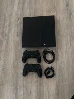 PlayStation 4 mit zwei Controllern Nordrhein-Westfalen - Haan Vorschau