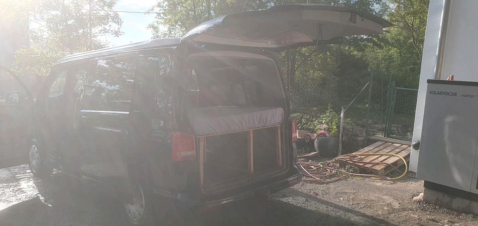 VW Bus T5.2 LR lang Camper/Caravelle mit SCA Schlafdach in Rottenburg am Neckar