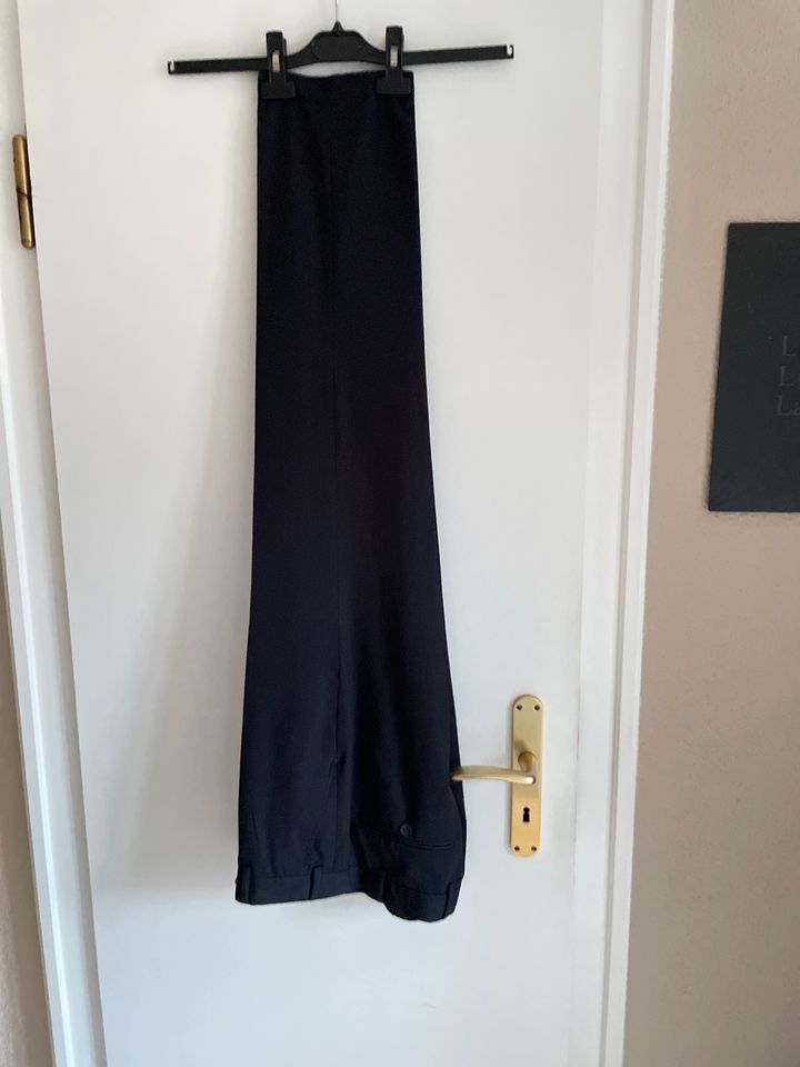 Yorn Anzug Konfirmationsanzug dunkelblau Größe 44 Slimfit in Flintbek