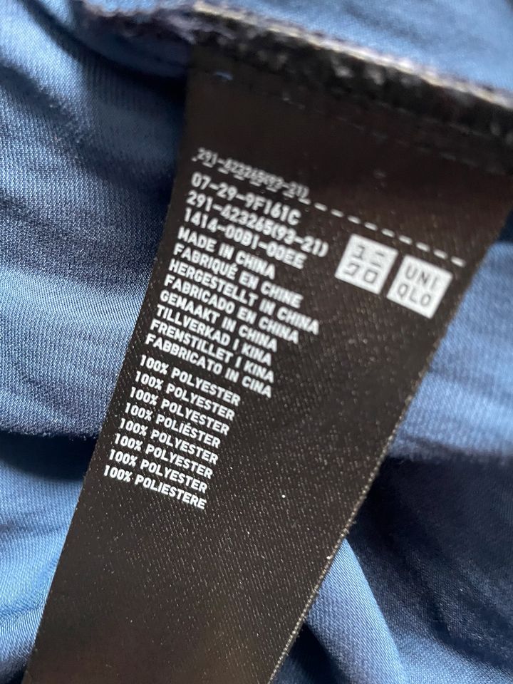 UNIQLO maxiKleid langes kleid blau glänzend xl 44 46 festlich top in Frankfurt am Main