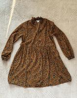 Monki Smock Kleid mit Blumenprint Gr. S Düsseldorf - Oberkassel Vorschau